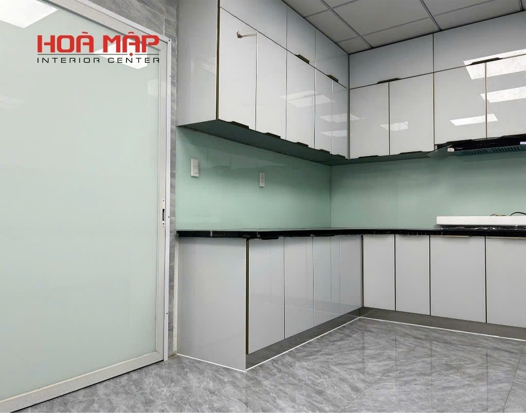 du an tu bep inox tone trang   su ket hop hoan hao cua ben bi va tinh te