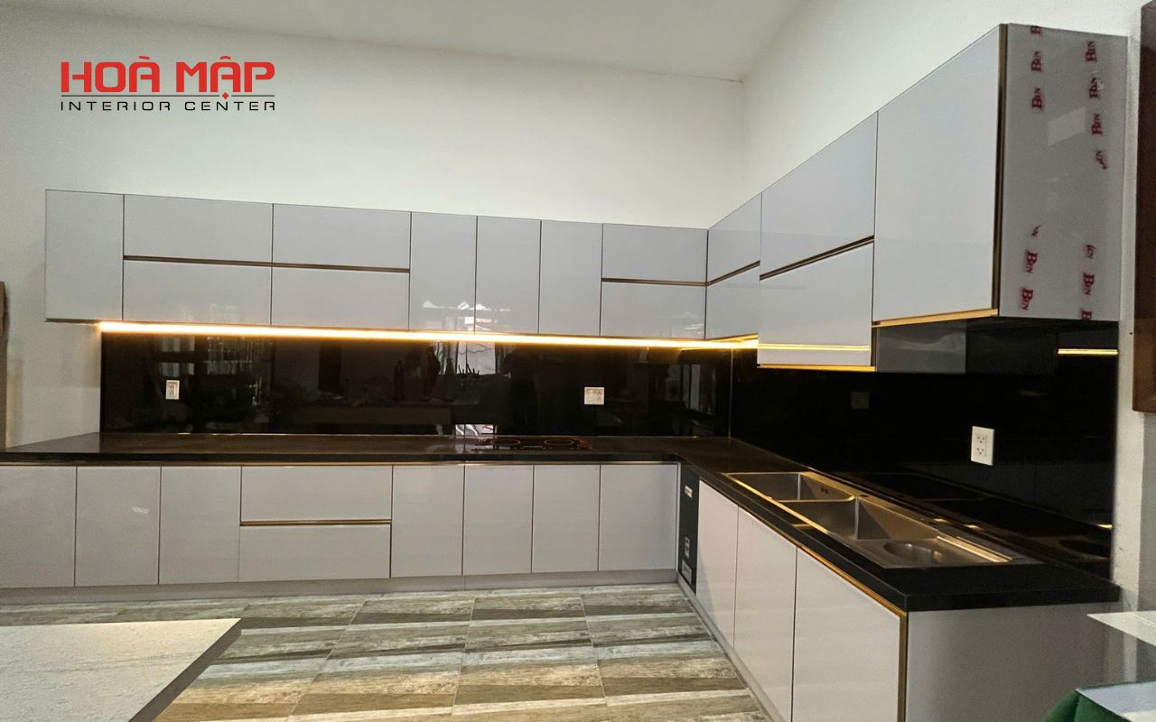 tu bep inox canh acrylic  ?? buoc tien dot pha trong thiet ke noi that